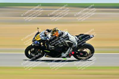 media/May-02-2025-CRA (Fri) [[8ae20d389f]]/Track Photos/Sunrise/